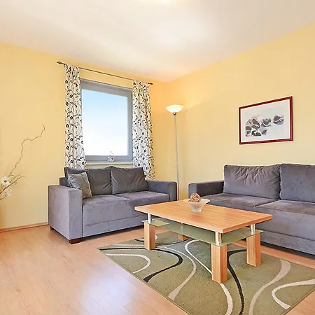 Haus Triade Ferienwohnung Triade 2 צינוביץ