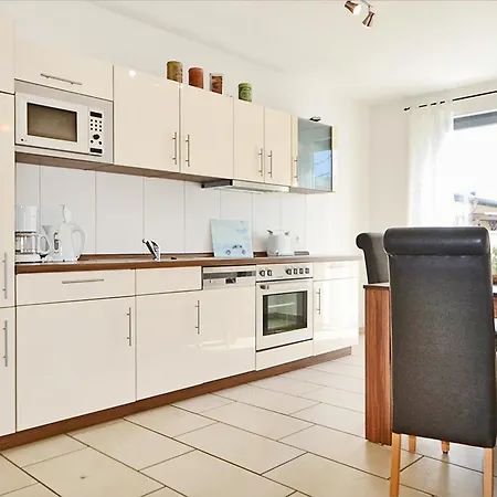 Haus Triade Ferienwohnung Triade 2 דירה צינוביץ