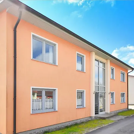 Haus Triade Ferienwohnung Triade 2 צינוביץ